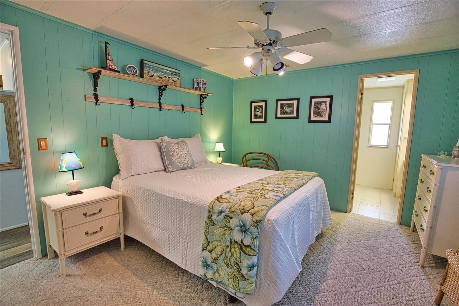 POLYNESIAN VILLAGE - Residential