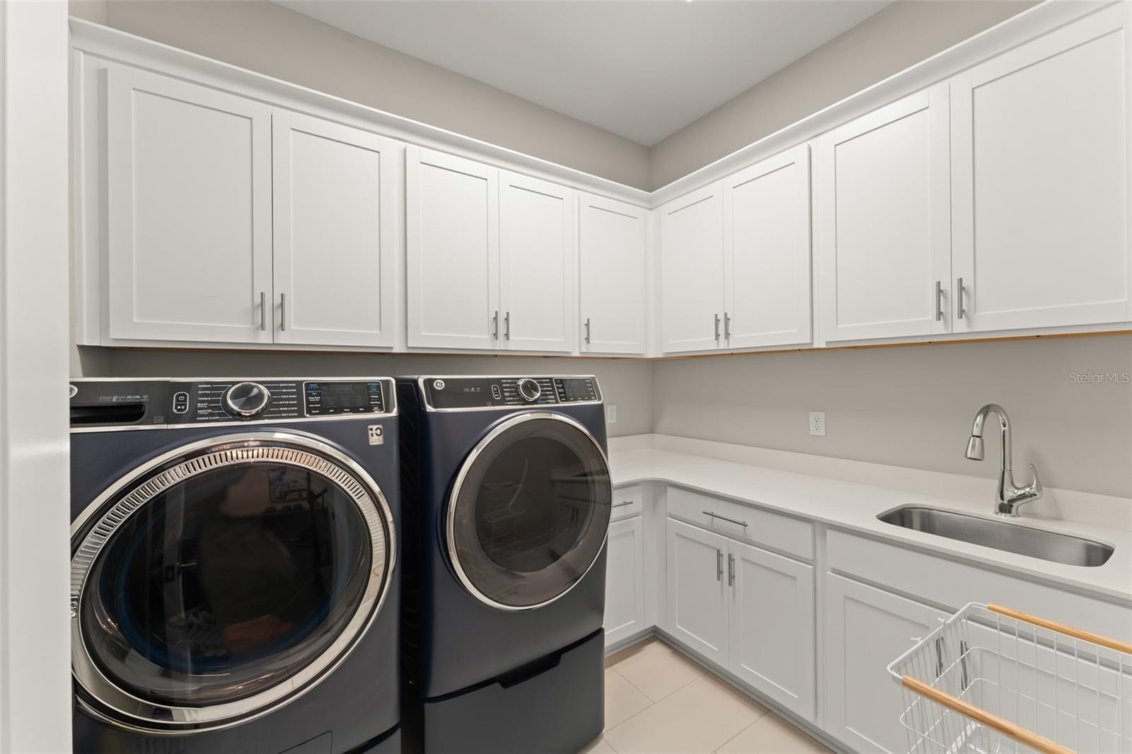 BELLA COLLINA WEST SUB - Residential