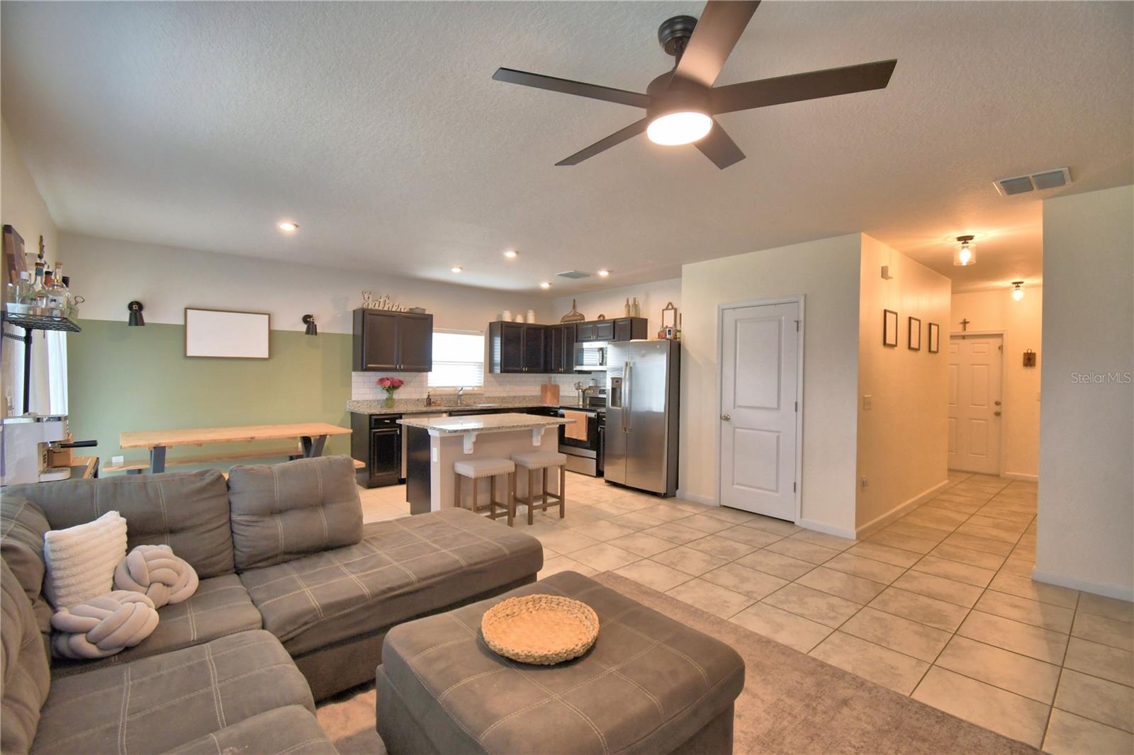 EAGLE LANDING PHASE I - Residential