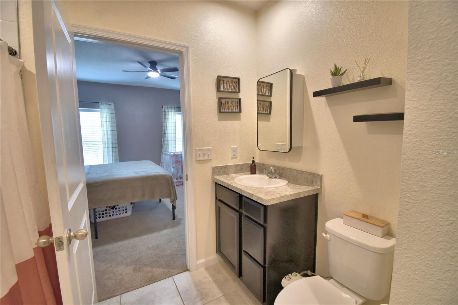 EAGLE LANDING PHASE I - Residential