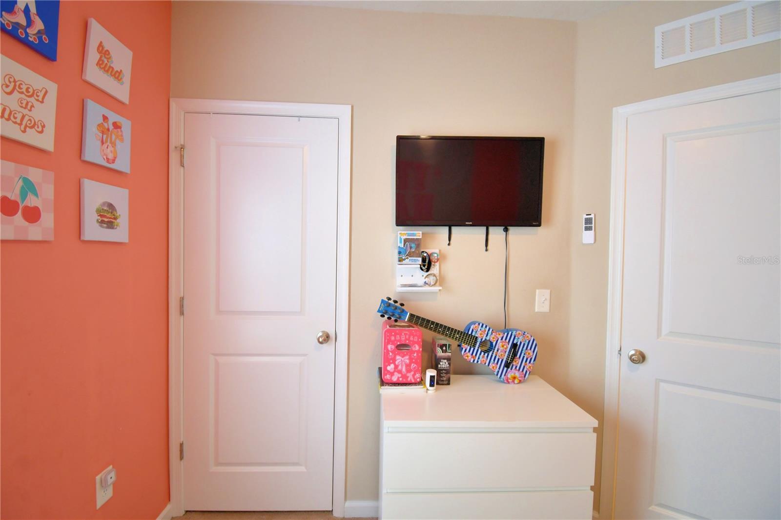 EAGLE LANDING PHASE I - Residential