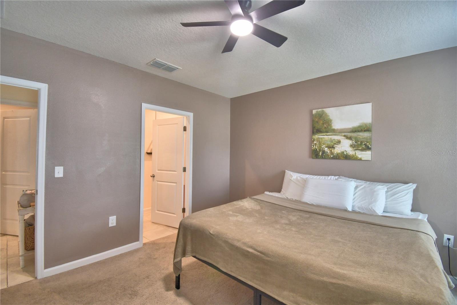 EAGLE LANDING PHASE I - Residential