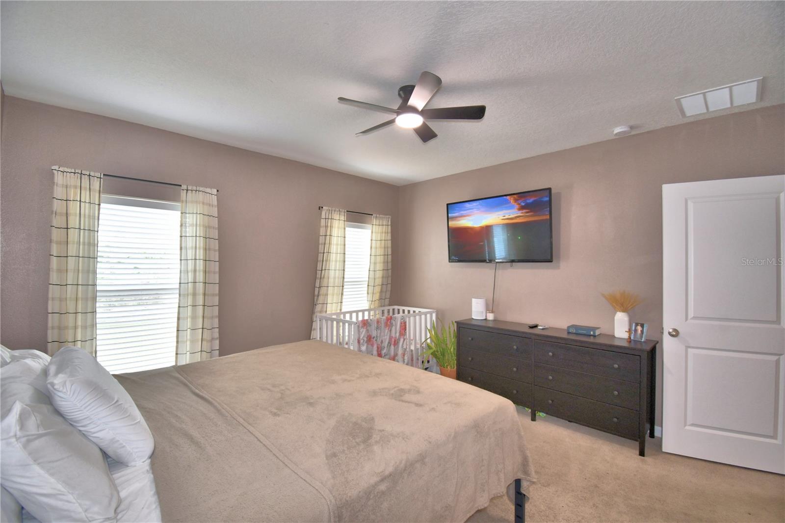 EAGLE LANDING PHASE I - Residential