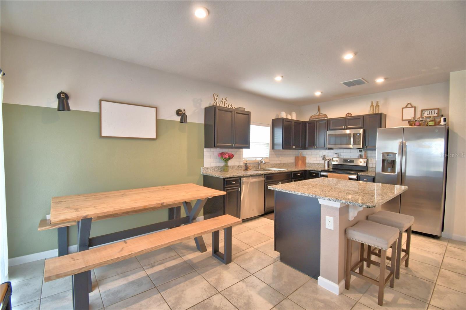 EAGLE LANDING PHASE I - Residential