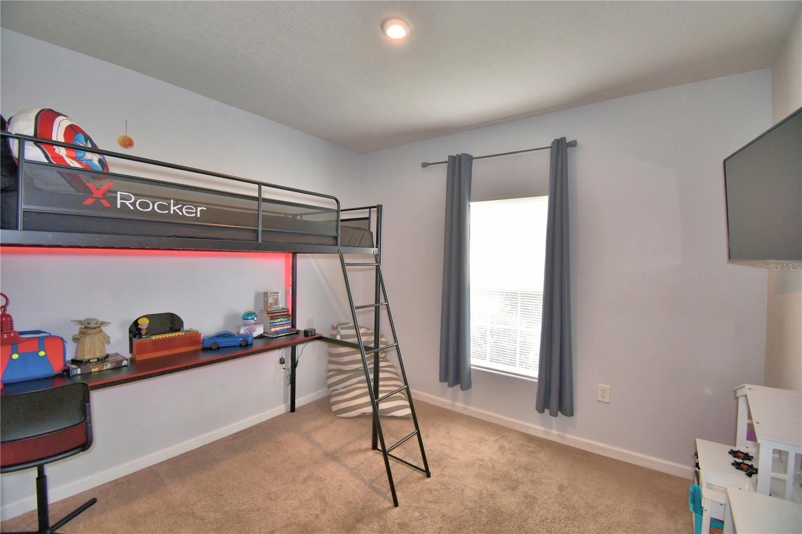 EAGLE LANDING PHASE I - Residential