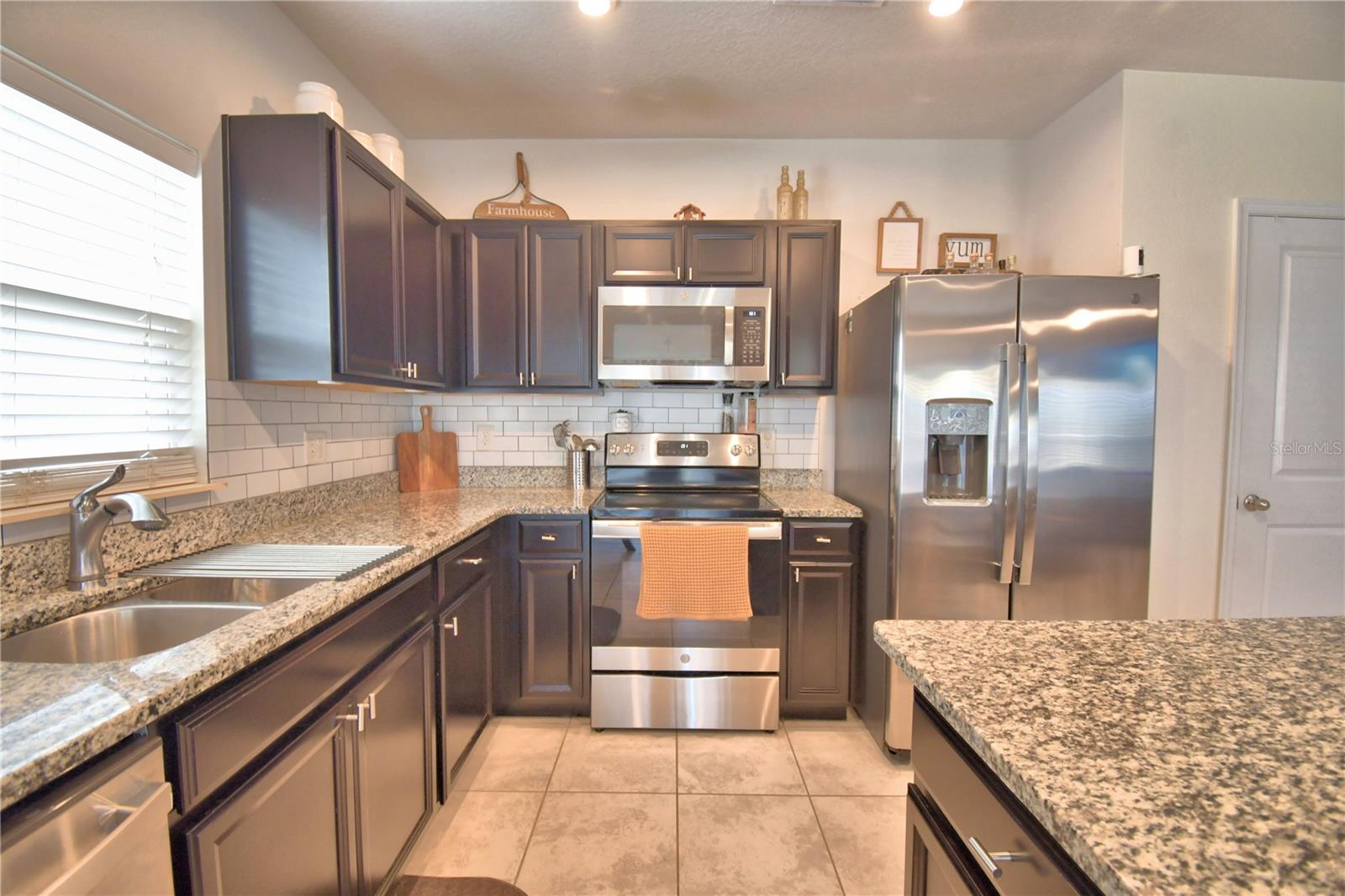 EAGLE LANDING PHASE I - Residential