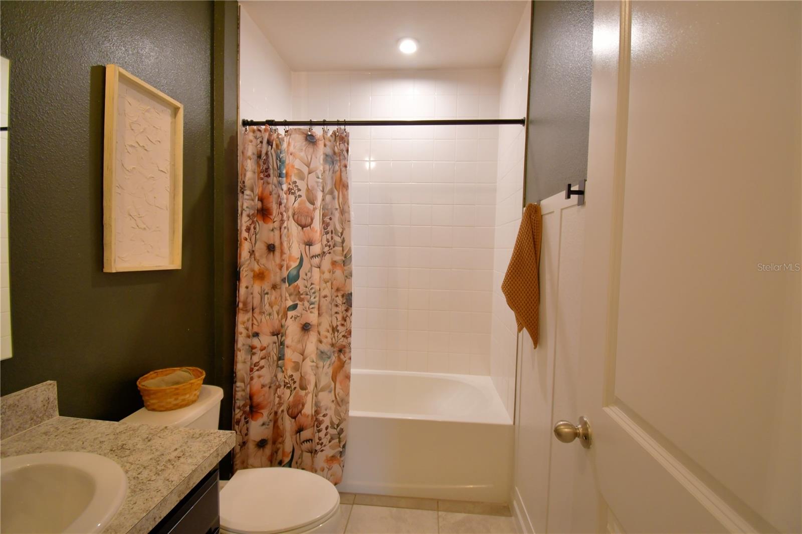 EAGLE LANDING PHASE I - Residential