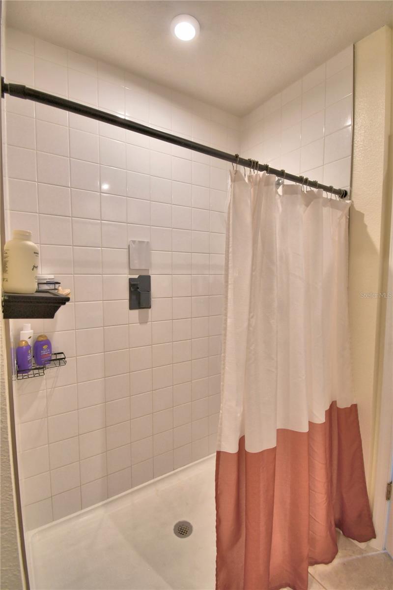 EAGLE LANDING PHASE I - Residential