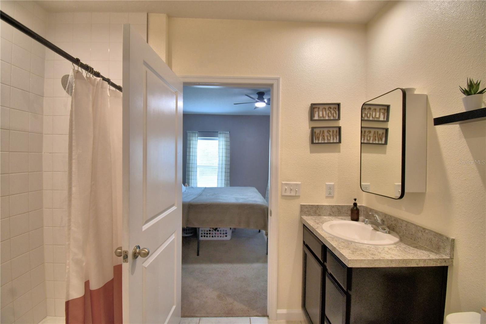 EAGLE LANDING PHASE I - Residential