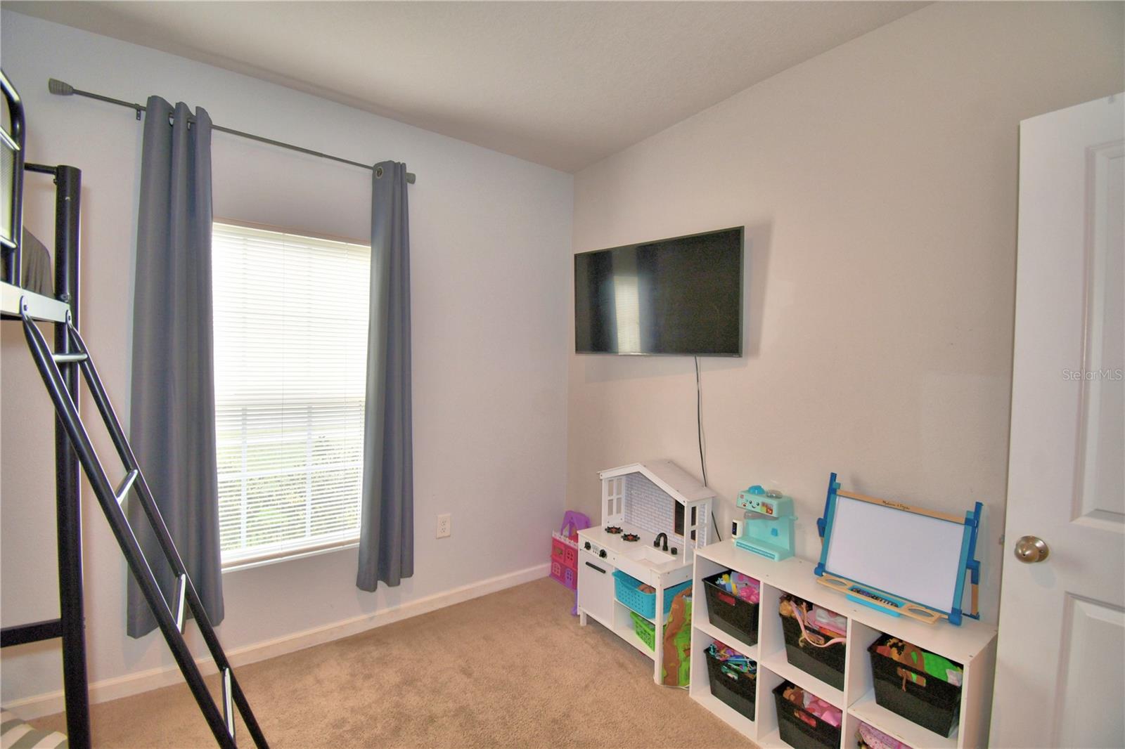 EAGLE LANDING PHASE I - Residential