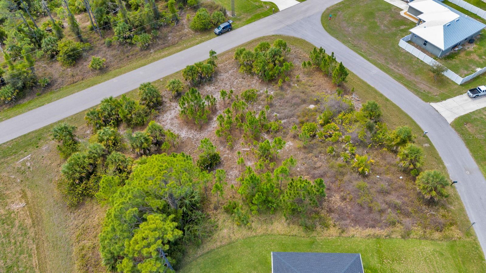 PORT CHARLOTTE SUB 49 - Land