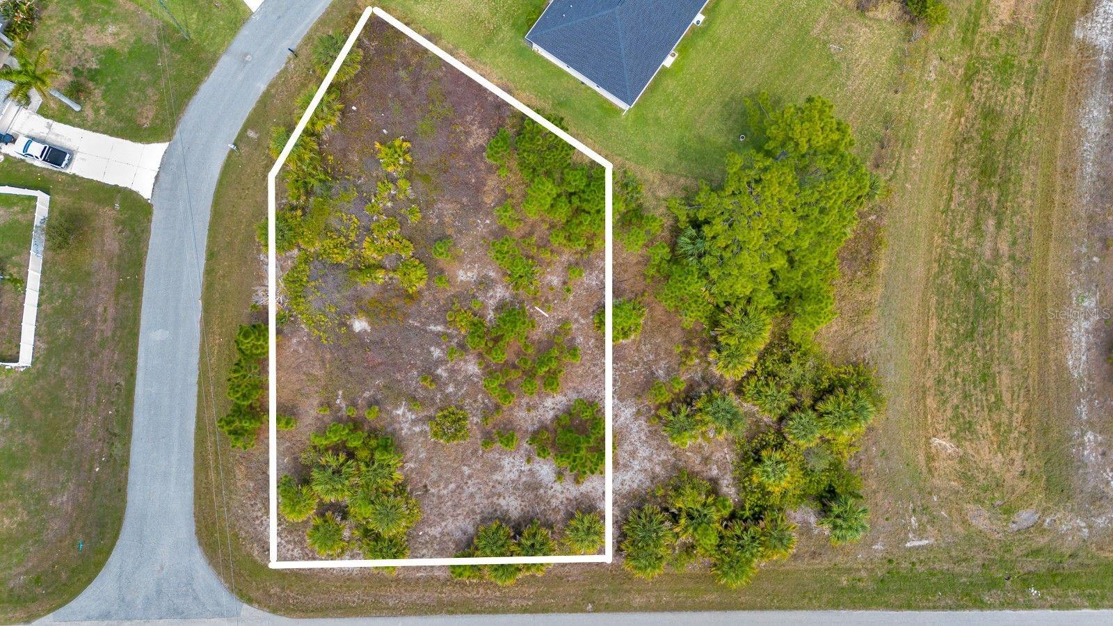 PORT CHARLOTTE SUB 49 - Land