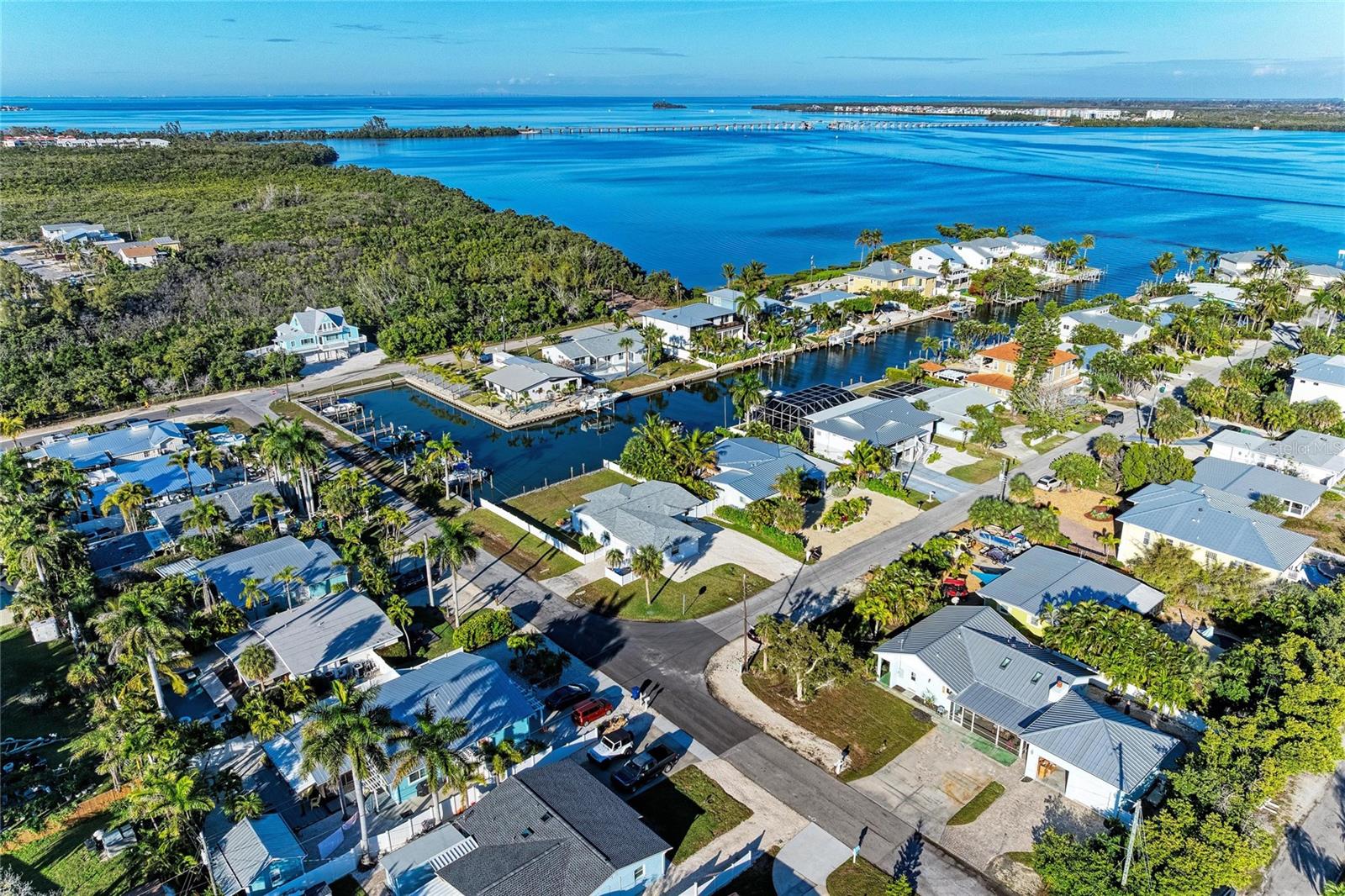 SUNRISE PARK - Residential