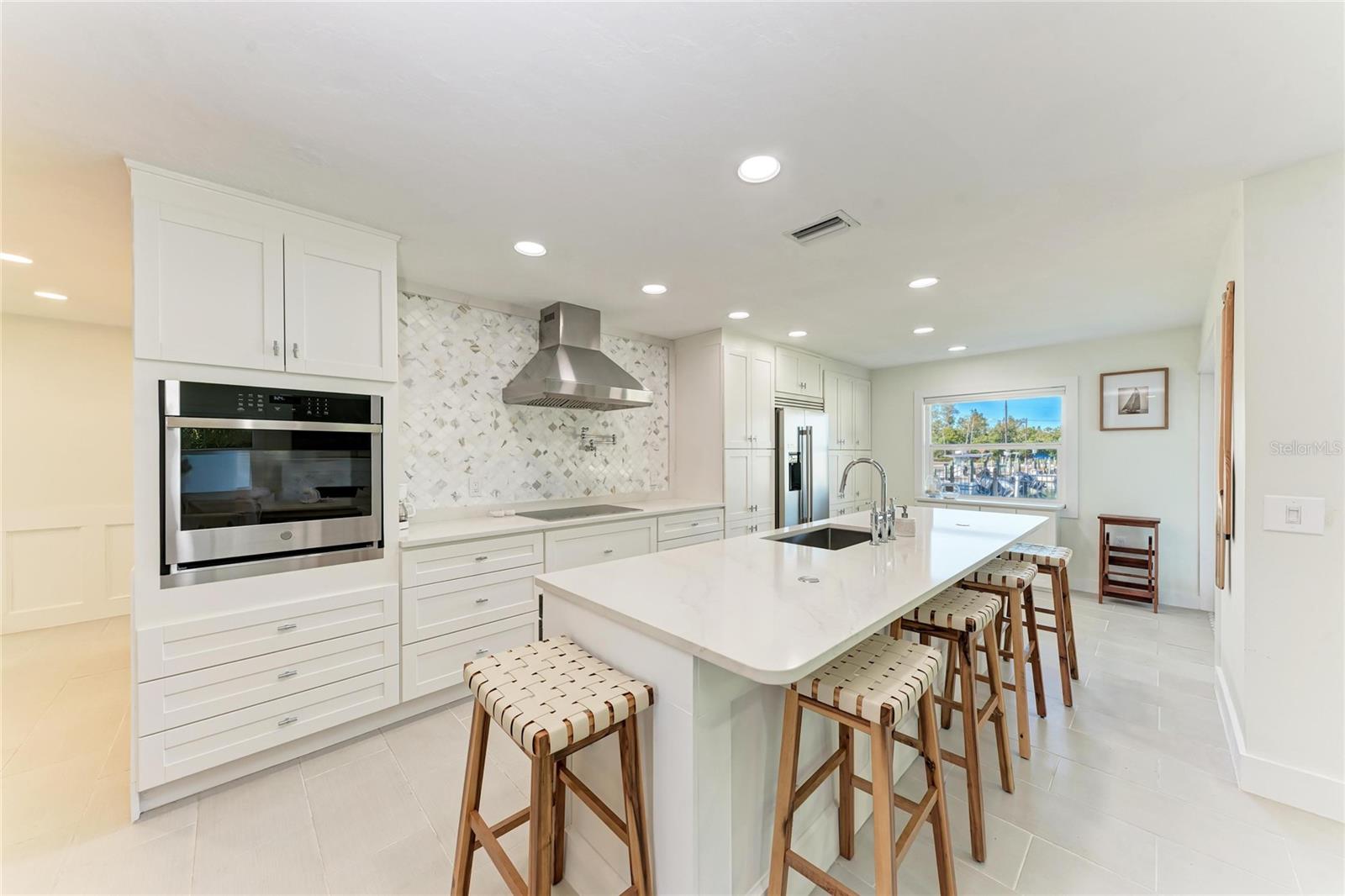 SUNRISE PARK - Residential