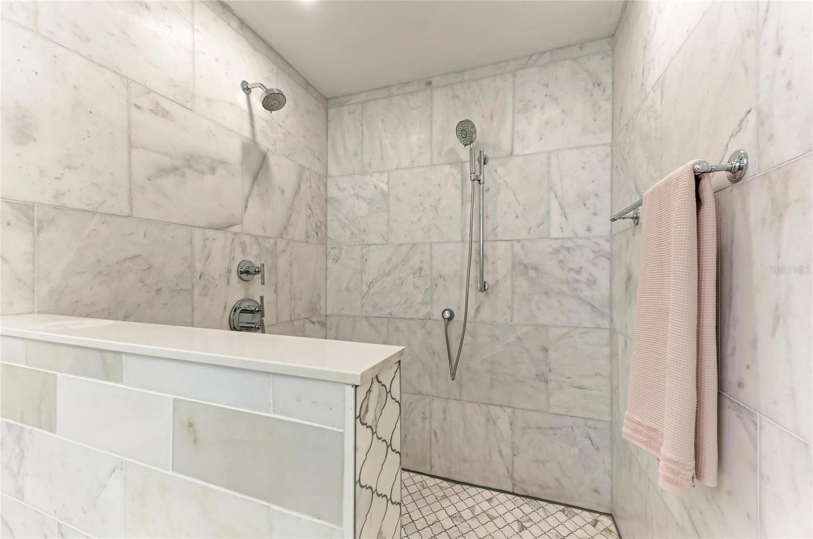 SUNRISE PARK - Residential