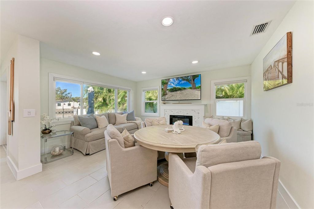 Photo of 502 Bayview Drive, Holmes Beach, FL 34217 (MLS # A4677511)