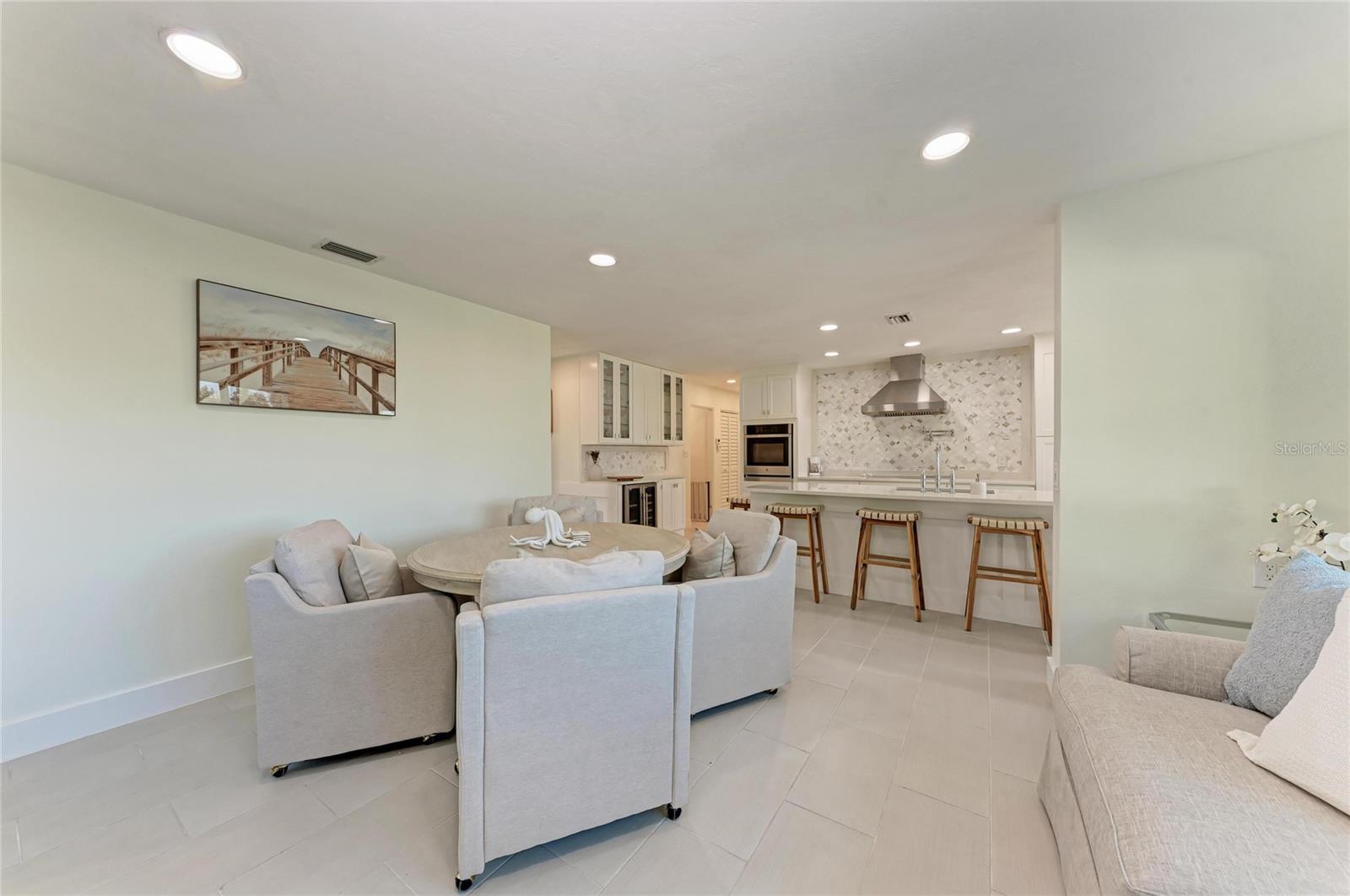 SUNRISE PARK - Residential