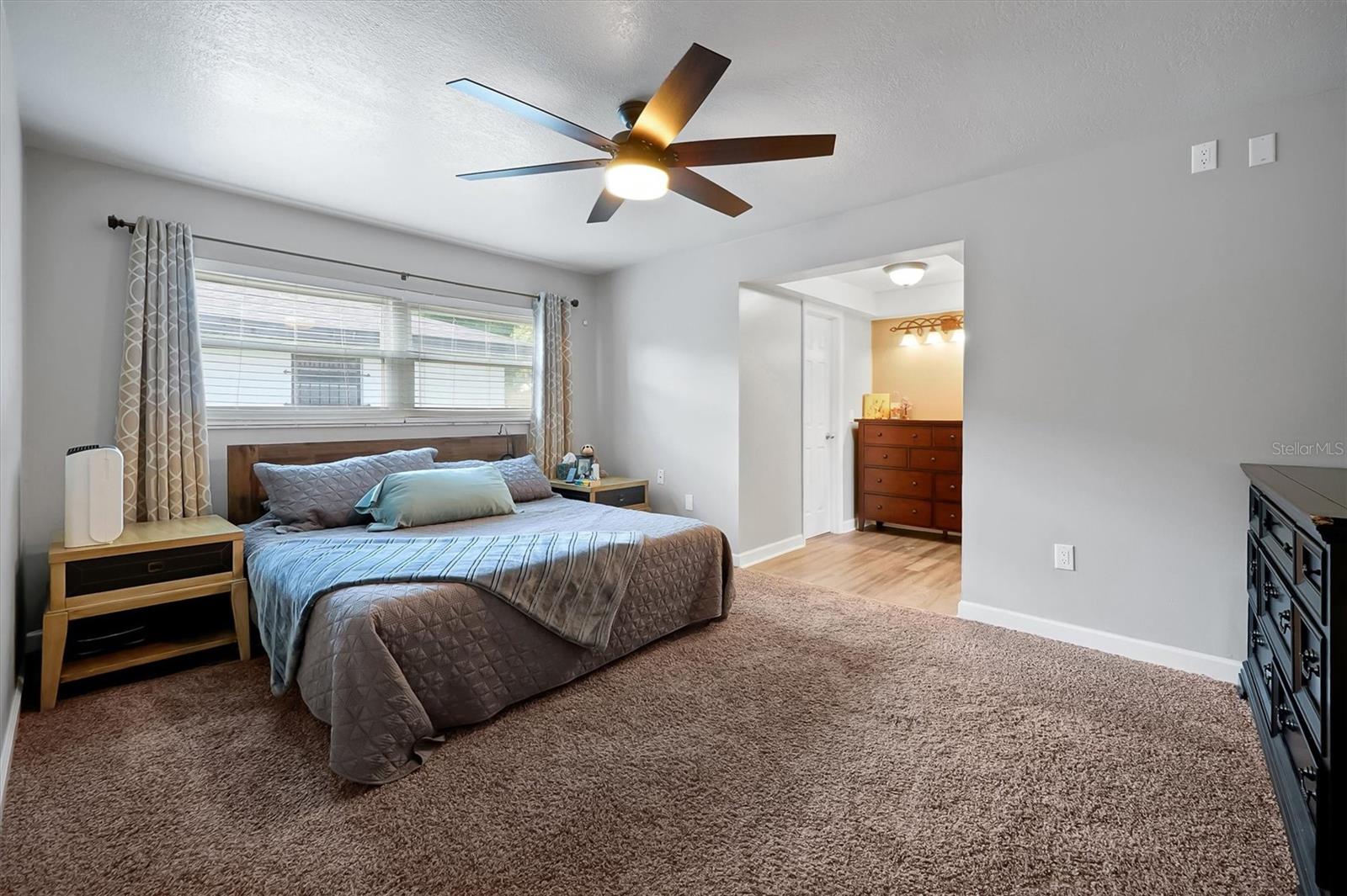 SPRING OAKS UNIT 4 - Residential