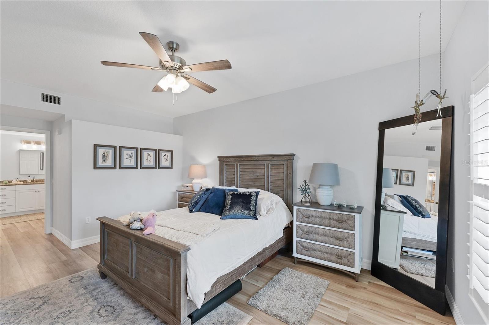 CEDAR HOLLOW AT TARA - Residential