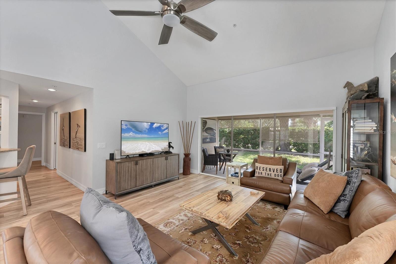 CEDAR HOLLOW AT TARA - Residential