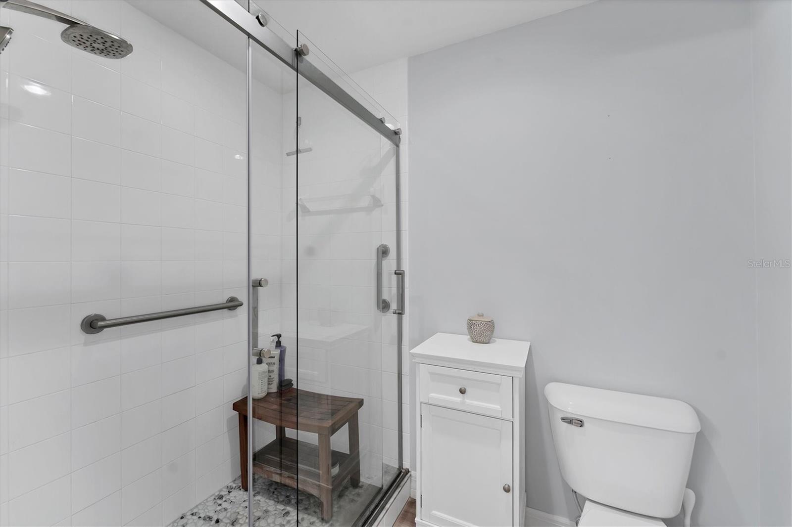 CEDAR HOLLOW AT TARA - Residential