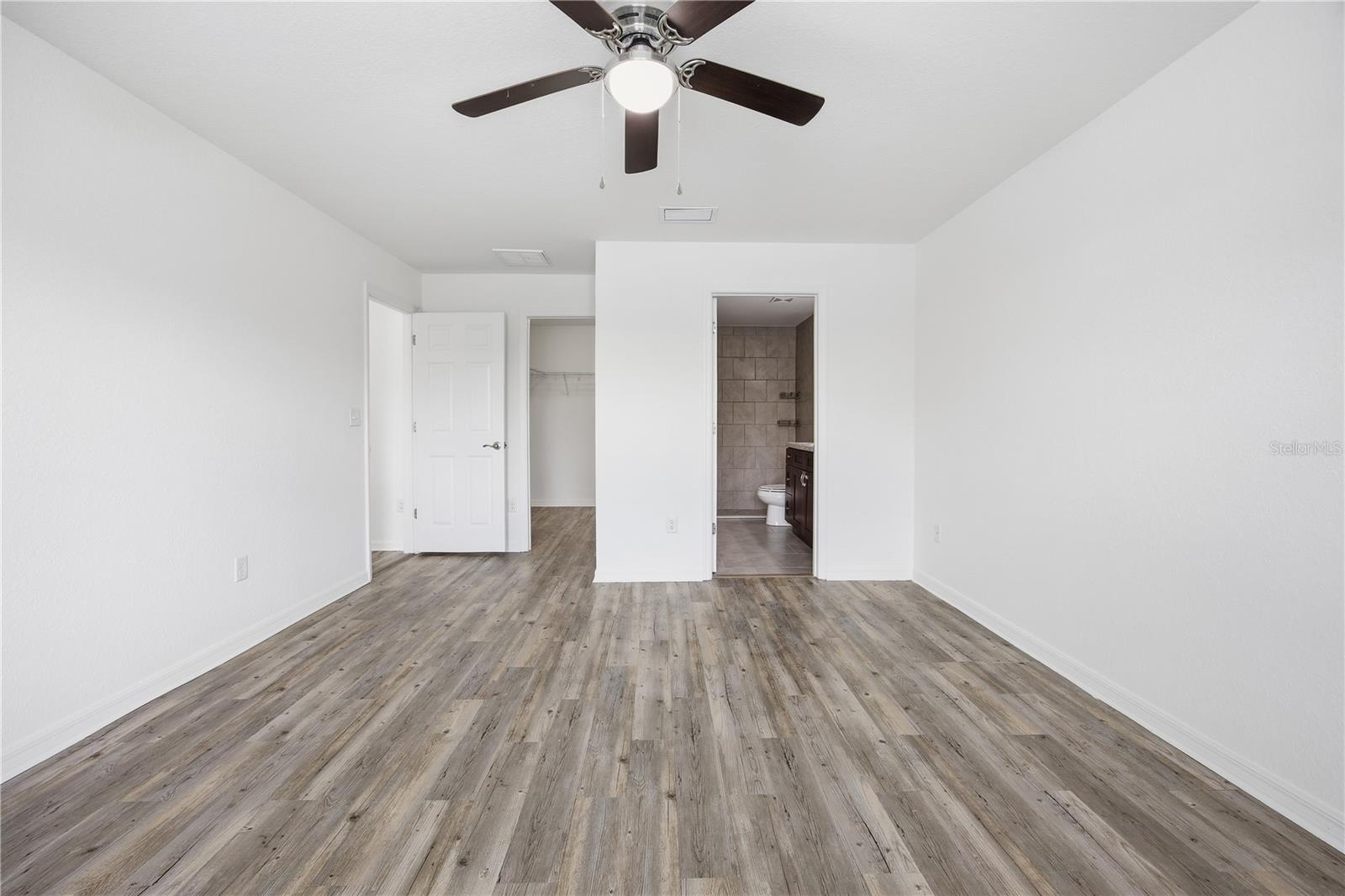 SILVER SPRINGS SHORES - Residential