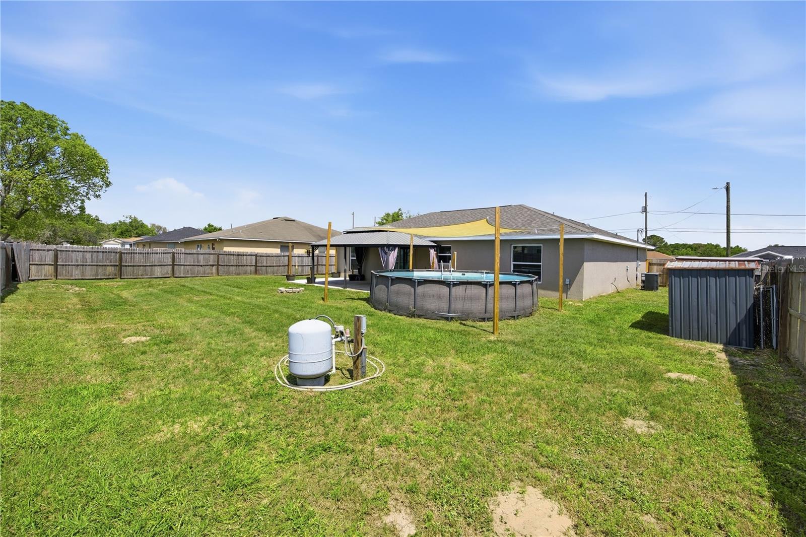 SILVER SPRINGS SHORES - Residential