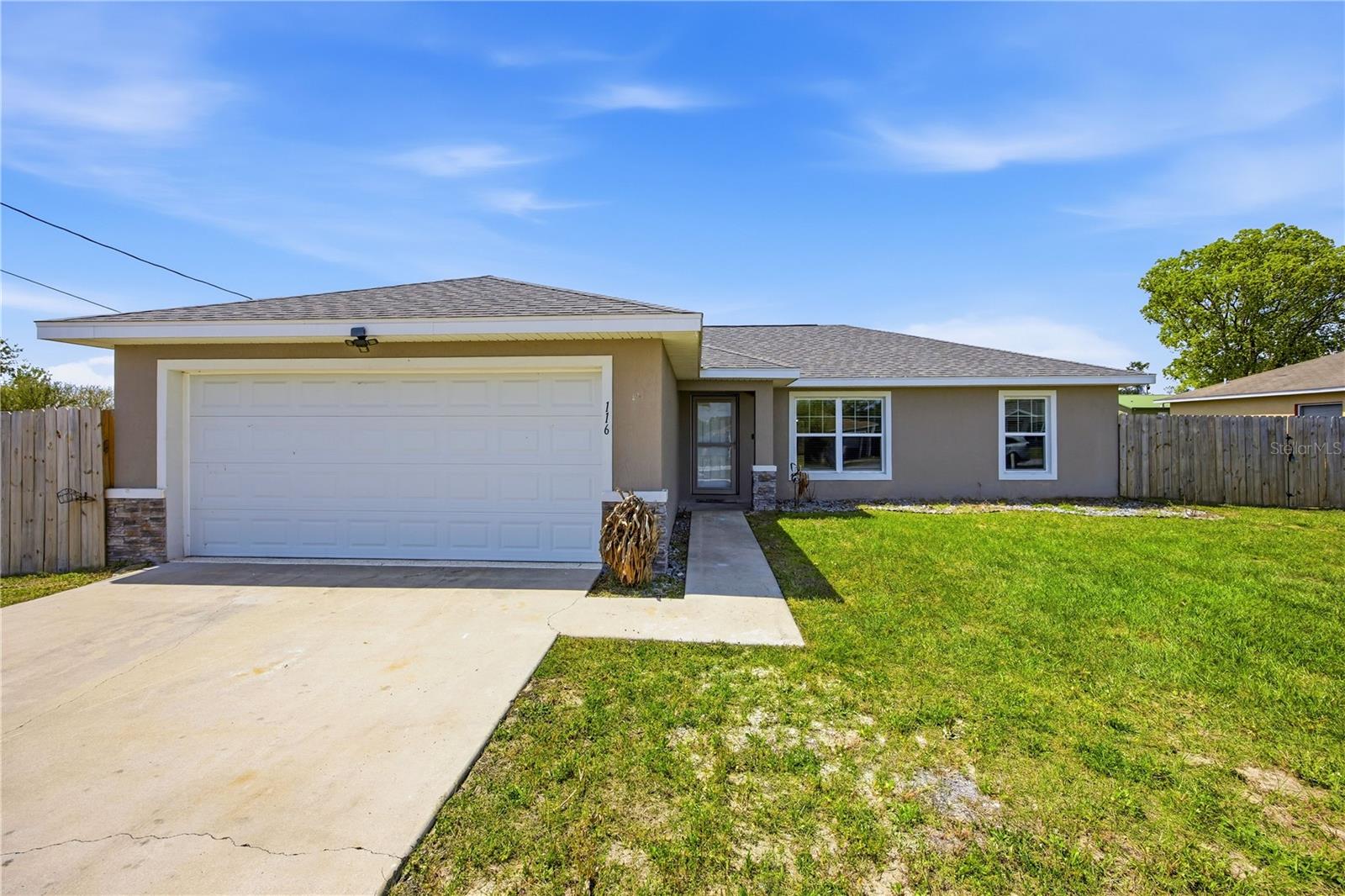 SILVER SPRINGS SHORES - Residential