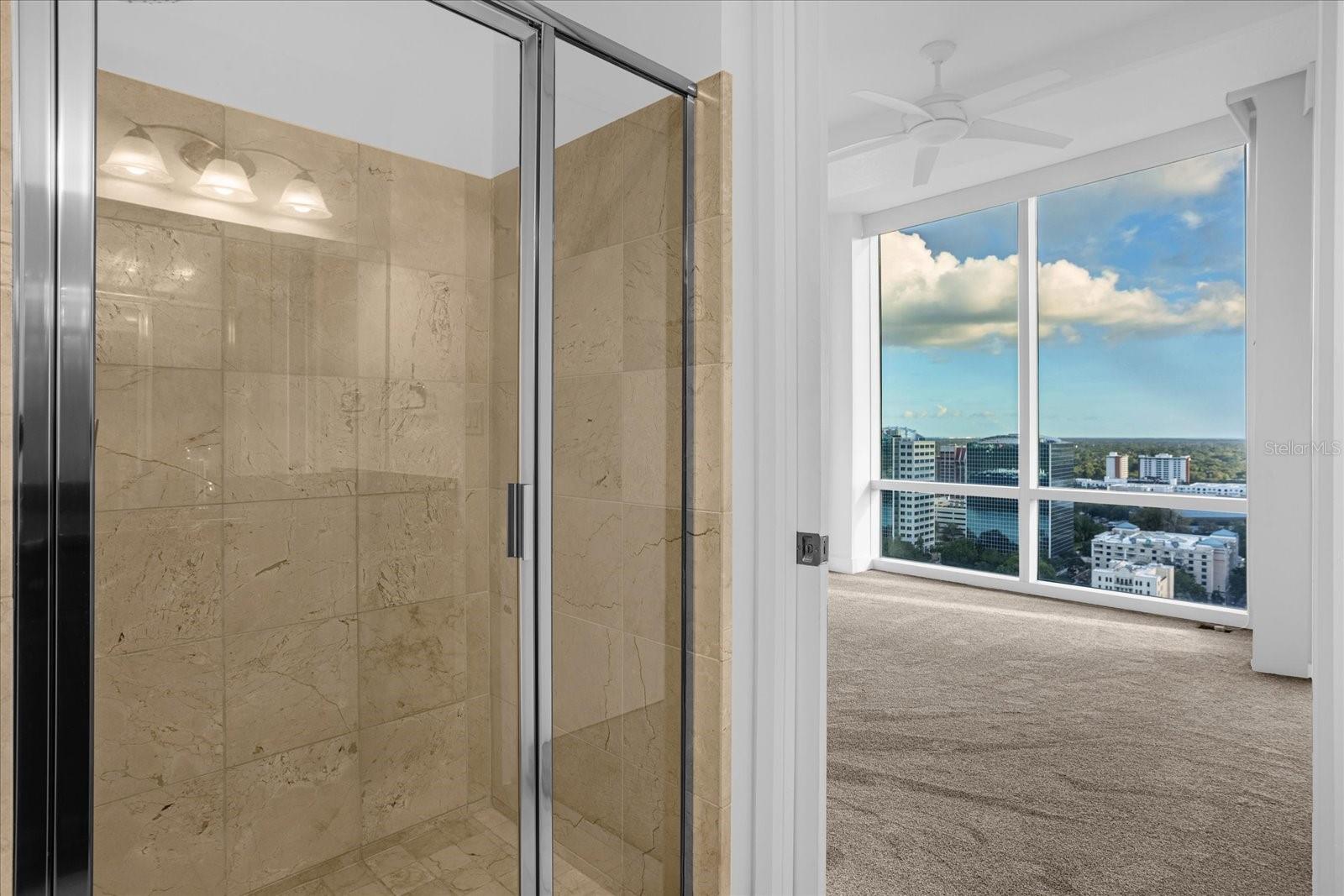 VUE/LK EOLA - Residential Lease