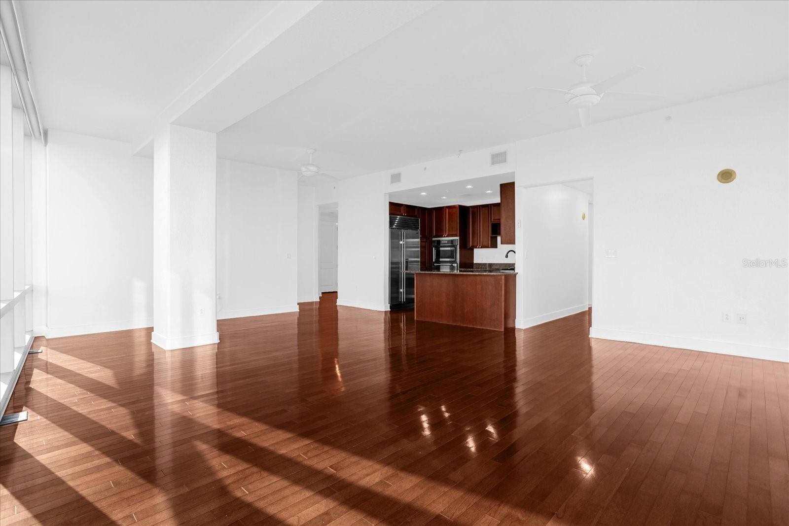 VUE/LK EOLA - Residential Lease