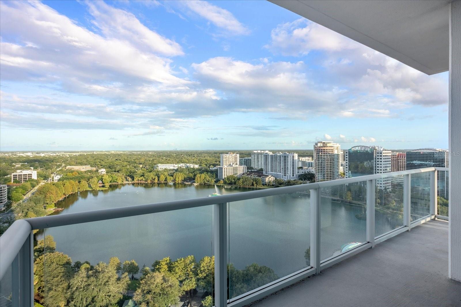 VUE/LK EOLA - Residential Lease