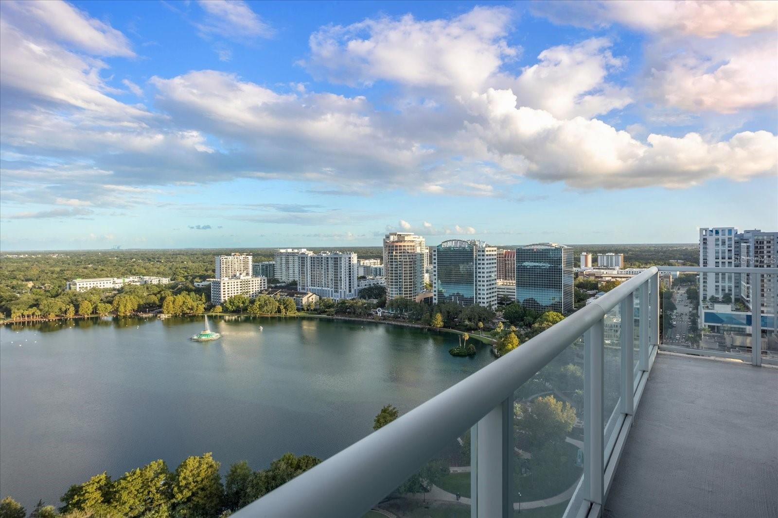 VUE/LK EOLA - Residential Lease