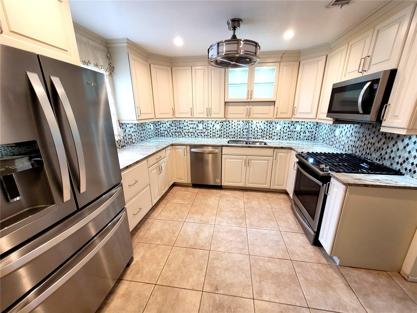 SPRINGWOOD VILLAS - Residential