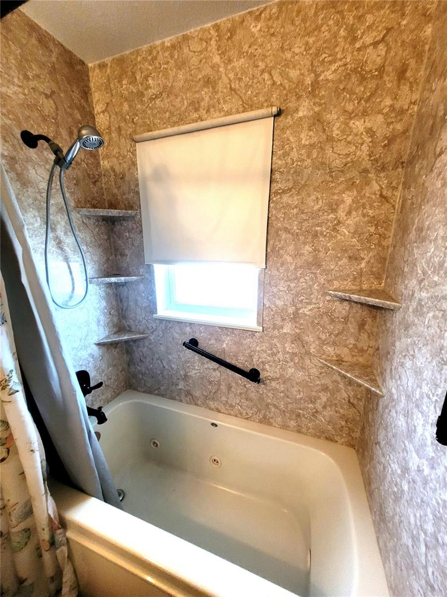 SPRINGWOOD VILLAS - Residential