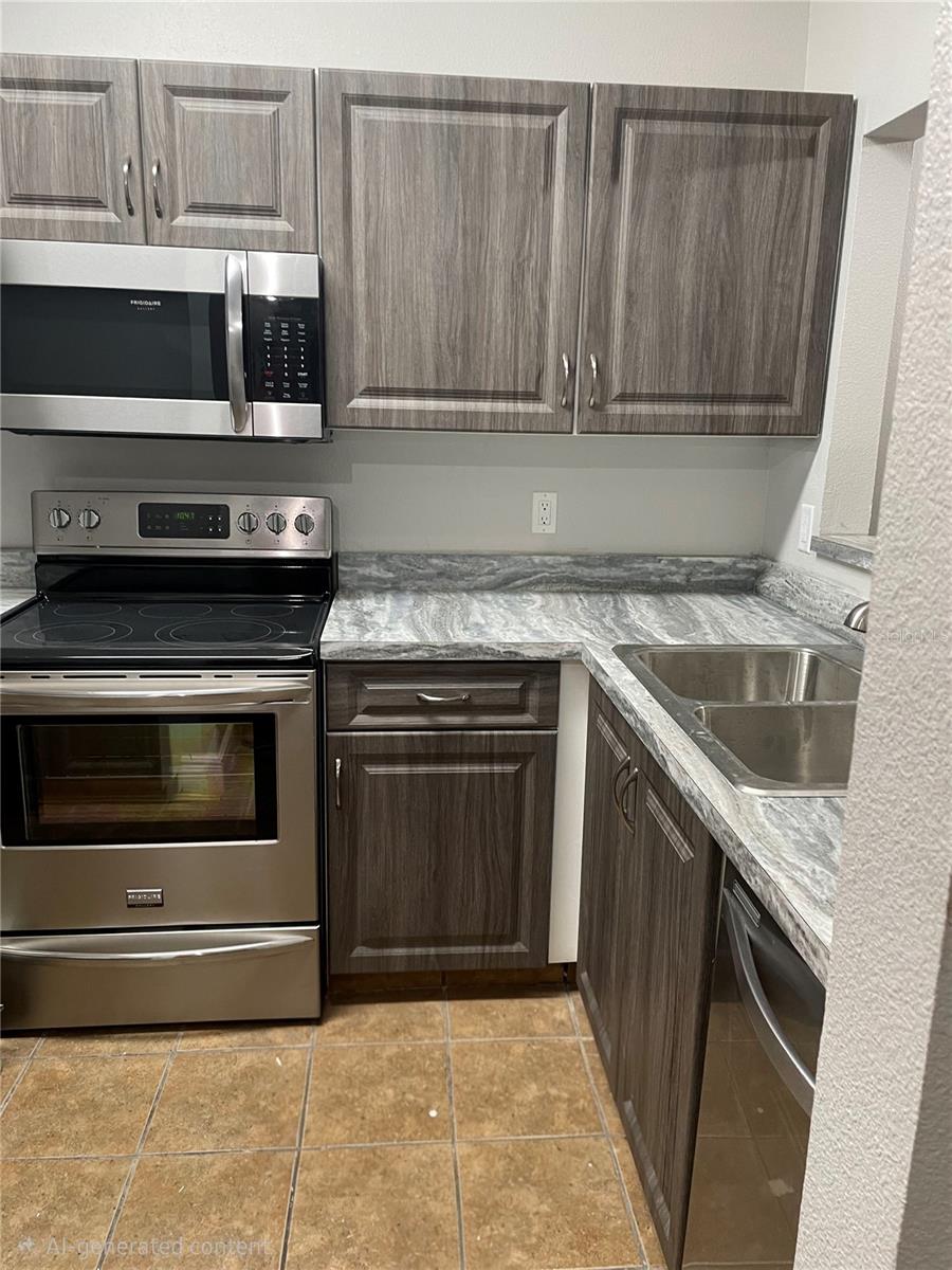 2510 KING OAK CIRCLE