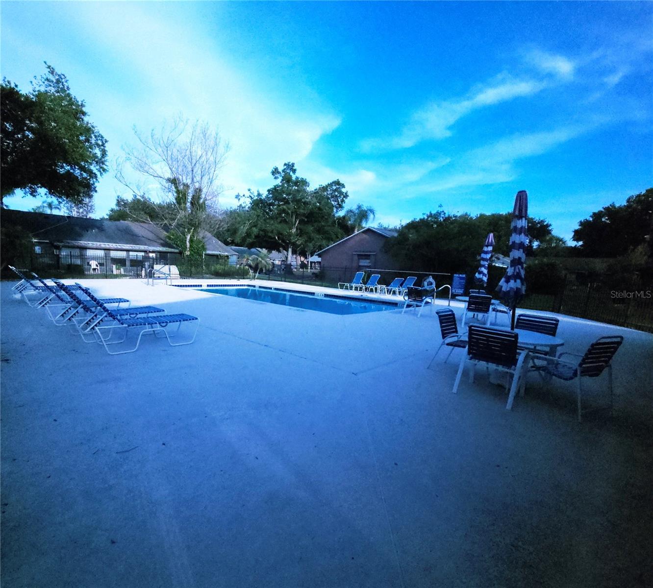 2510 KING OAK CIRCLE