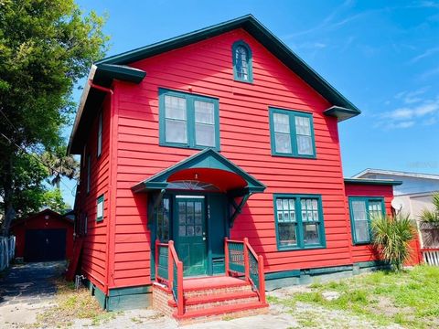 A home in DAYTONA BEACH