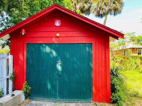 A home in DAYTONA BEACH