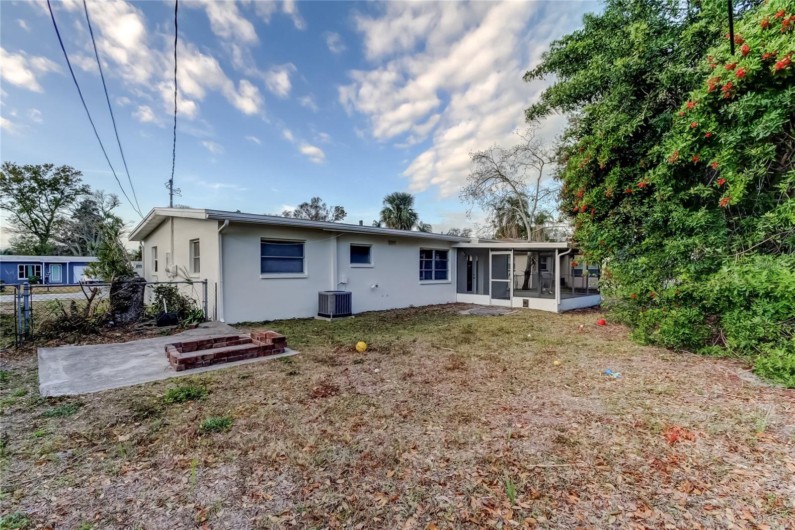 HIGHLAND TERRACE MANOR - Residential