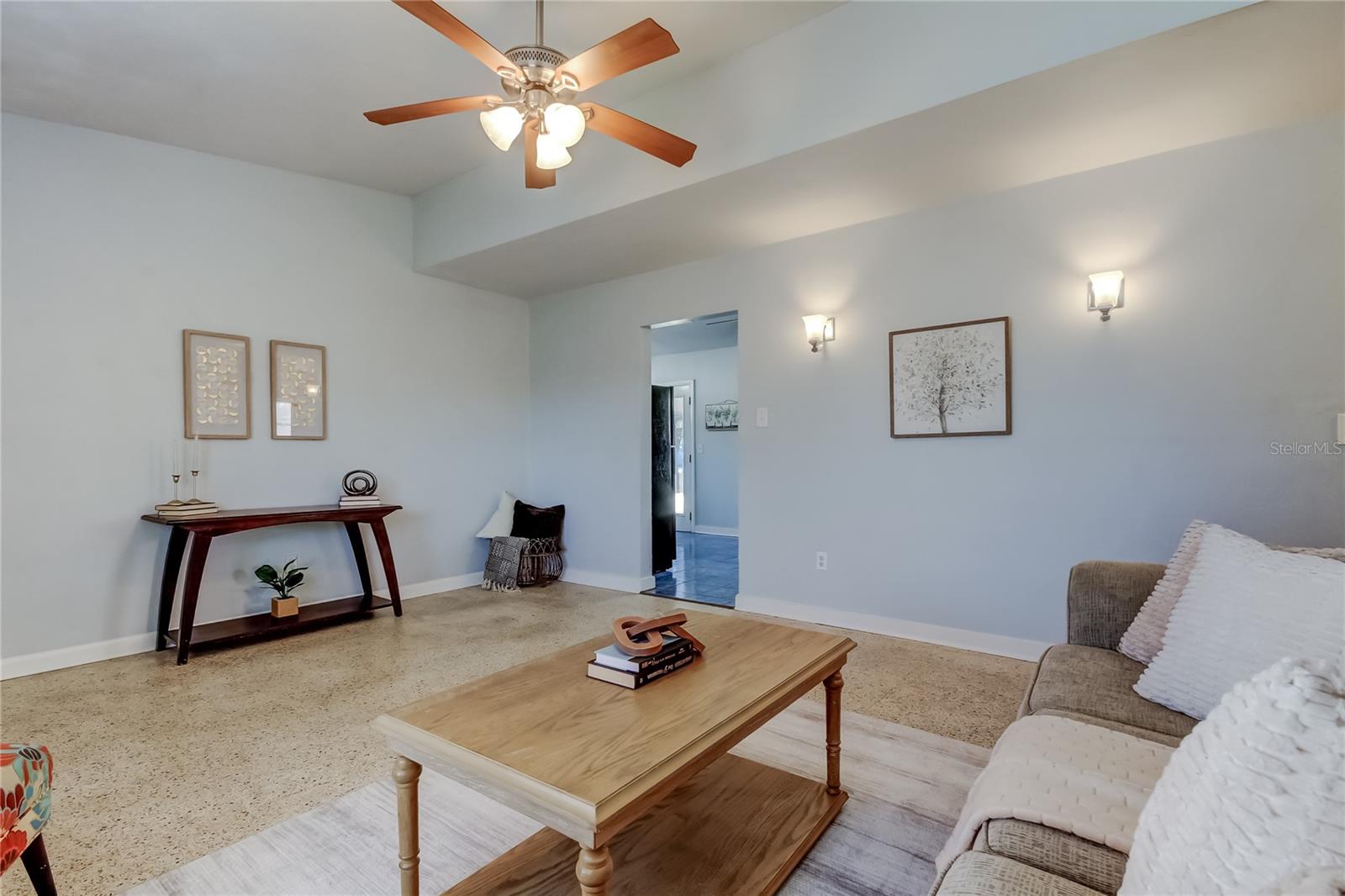 HIGHLAND TERRACE MANOR - Residential