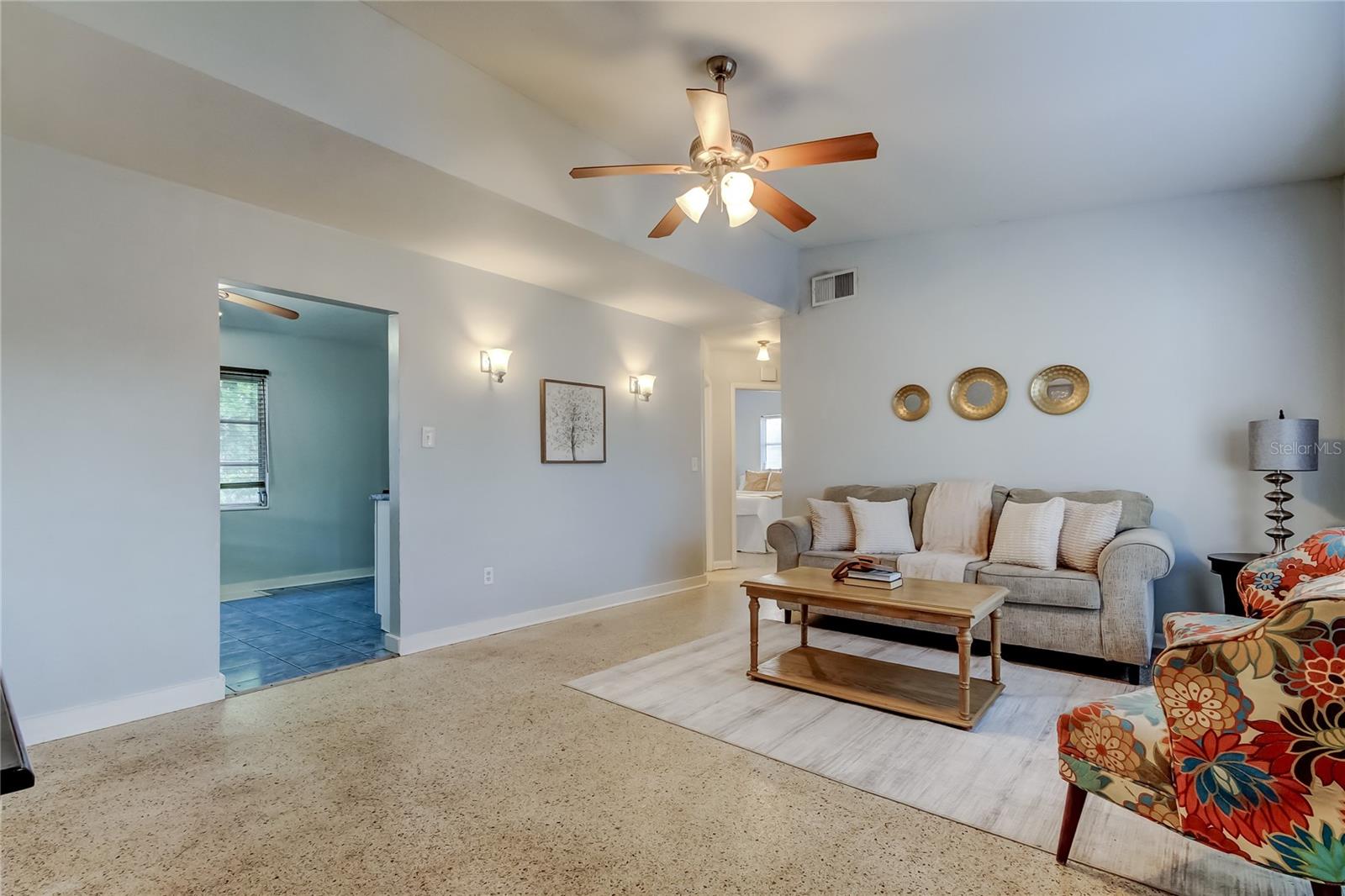 HIGHLAND TERRACE MANOR - Residential