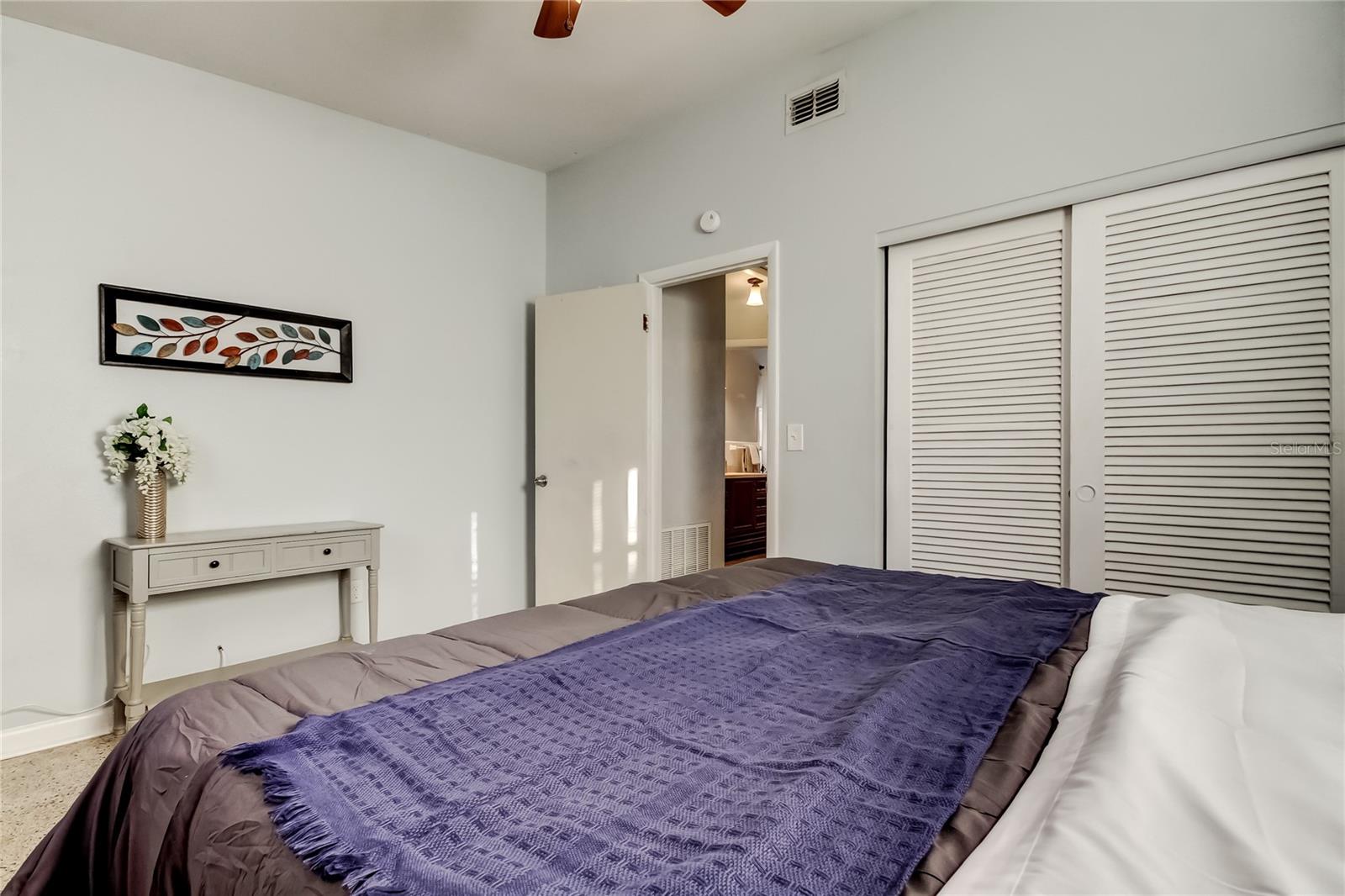 HIGHLAND TERRACE MANOR - Residential