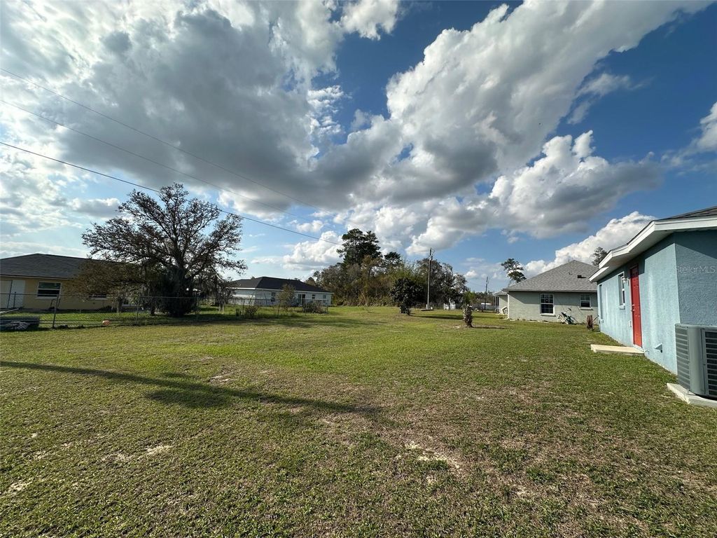 Photo of 103 Marion Oaks Drive, Ocala, FL 34473 (MLS # OM721543)