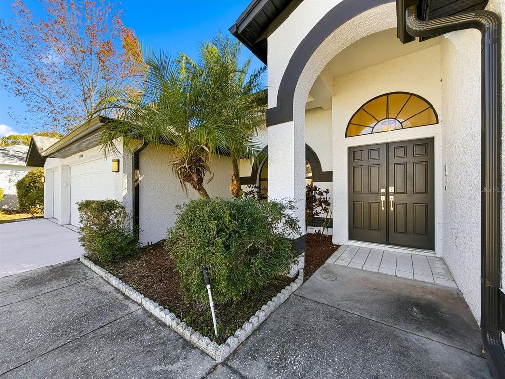 Photo of 10006 Vista Pointe Drive, Tampa, FL 33635 (MLS # TB8474678)