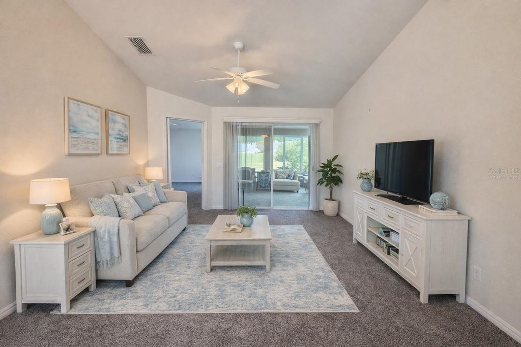 Photo of 142 Morning Glory Circle, Winter Haven, FL 33884 (MLS # P4932234)