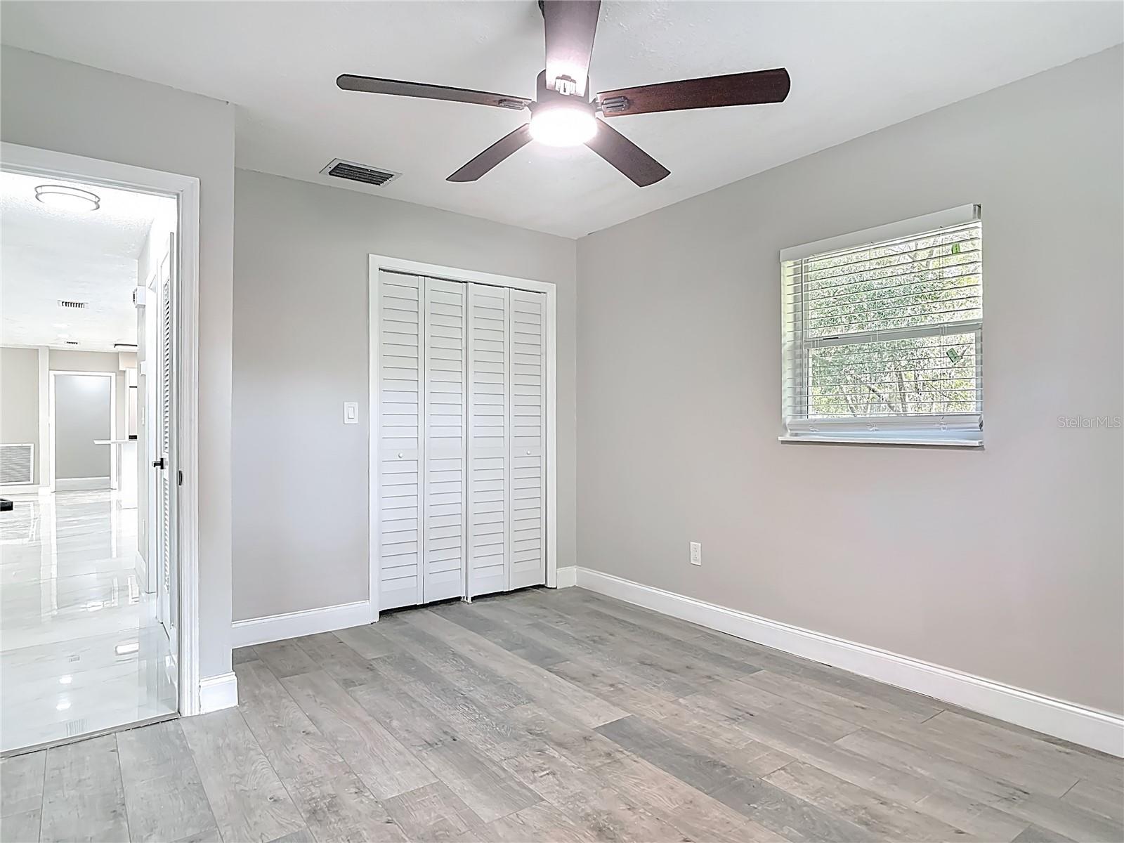 MOUNT PLYMOUTH - Residential