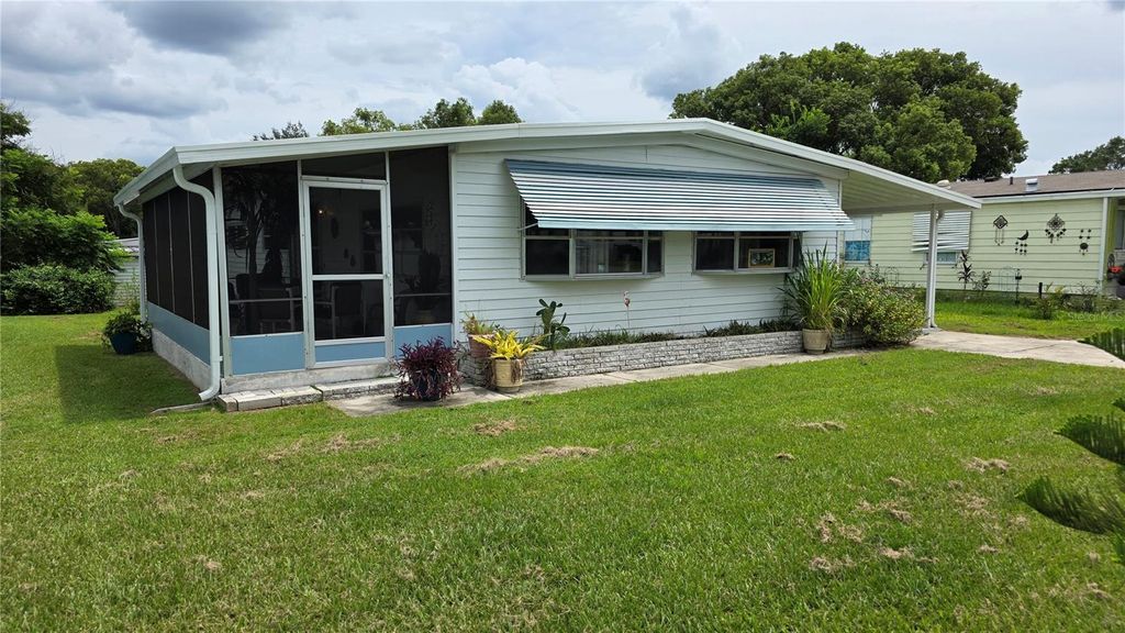 Photo of 520 Skyline Drive W, Lakeland, FL 33801 (MLS # L4955655)