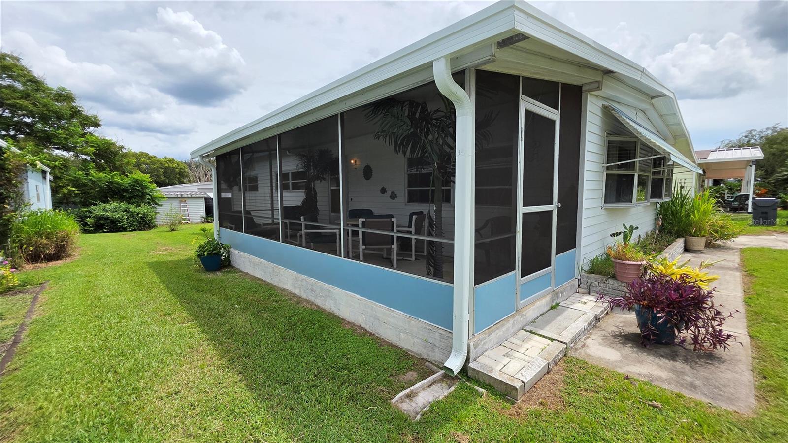 SAMS LEISURE LAKE ESTATES - Residential