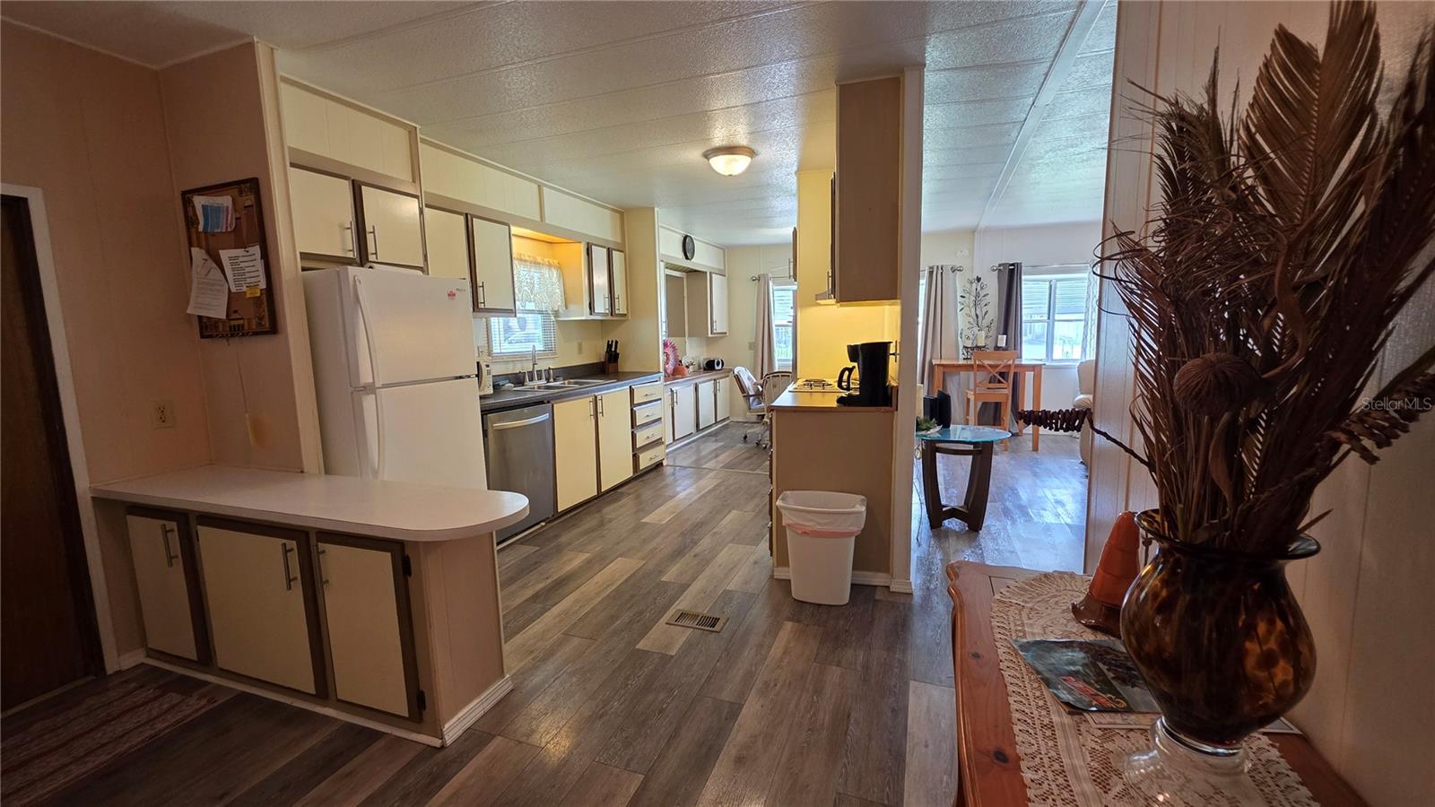 SAMS LEISURE LAKE ESTATES - Residential