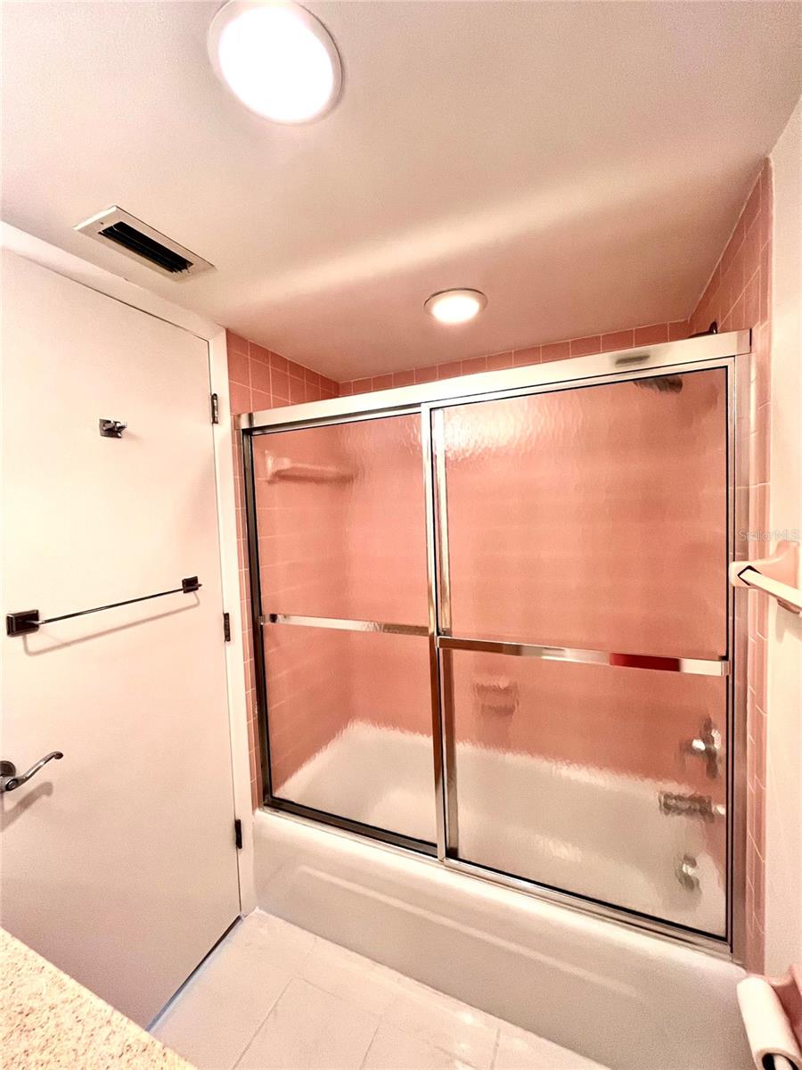 VENICE SANDS - Residential Lease